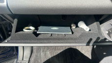 Land Rover Discovery 3.0 D300 S 5dr Auto Diesel Station Wagon